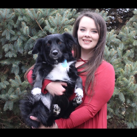 Meet your Posher, Kayla - Picture 5 of 5